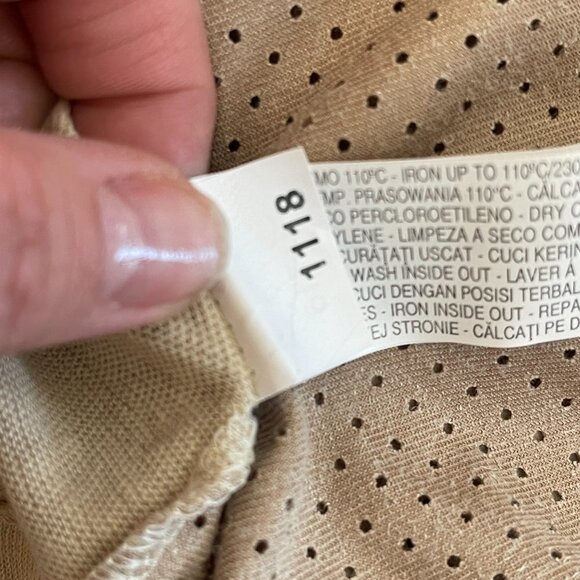 Women's L NWT Zara Beige Perforated Linen Tank Soft Unfinished Hem - Picture 6 of 8